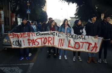 sciopero studenti cagliari pastori.2