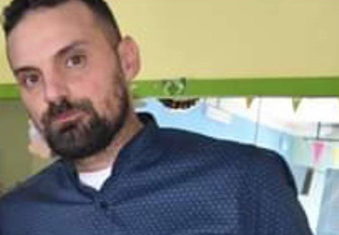 Alessandro Mura, scomparso coi due figli piccoli: “Siamo in vacanza, andremo a visitare Olbia”, racconta una testimone