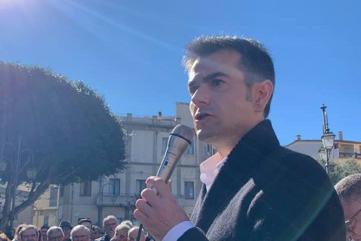 Prezzo del latte, Zedda: “Serve un patto di filiera, garante la Regione e lo Stato”