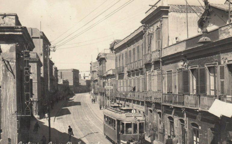 La Cagliari che non c’è più: una foto del Corso Vittorio Emanuele nel 1939