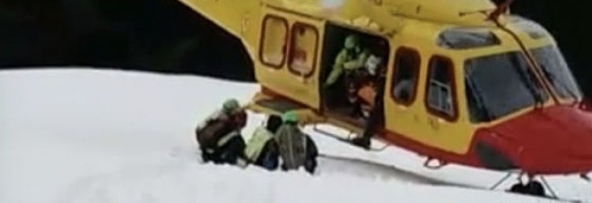 Tragedia a Livigno: perde il controllo degli sci e si schianta. Muore un 31enne