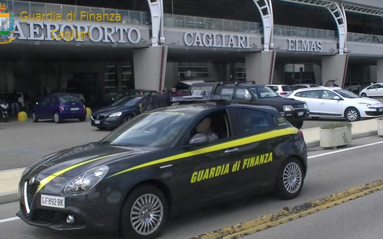Aerporto Cagliari Elmas Guardia di Finanza