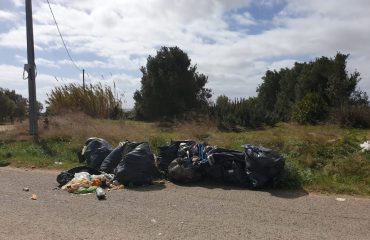 Rifiuti abbandonati nelle campagne di Selargius