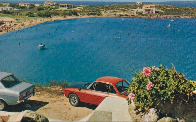 La Sardegna che non c’è più: Calasetta e la spiaggia di Sottotorre in una foto del 1970
