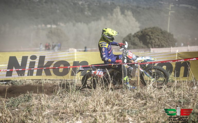 Motociclismo, Enrico Zilli mattatore della prima prova del Campionato Italiano enduro a Cala Gonone