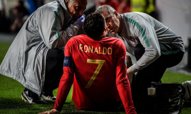 Portogallo-Serbia, si fa male Ronaldo: assenza quasi certa contro il Cagliari