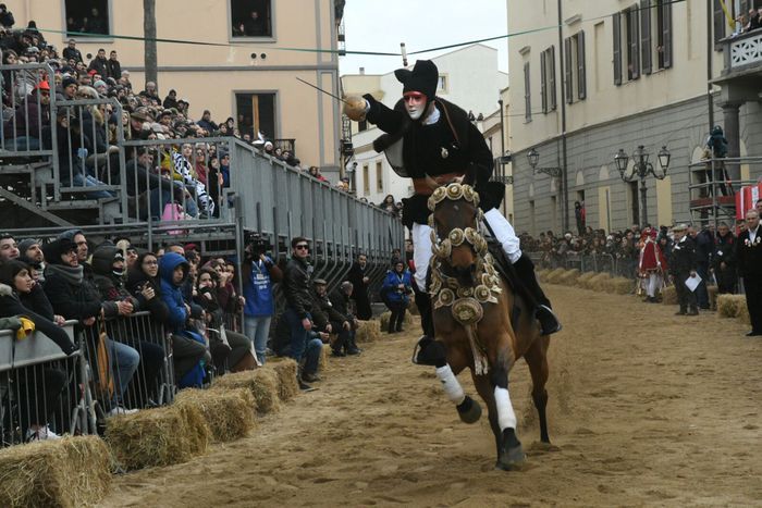 Sartiglia di Oristano, centrate ben 25 stelle