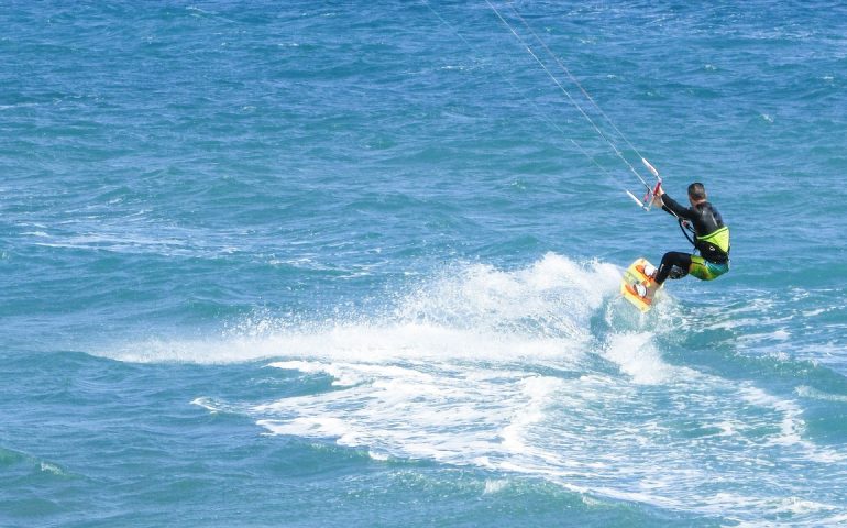 Kitesurf - Foto di Dimitri Vetsikas (Pixabay)