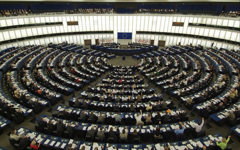 Elezioni europee: 19 i sardi candidati, ben 11 sono donne. Ecco tutti i nomi