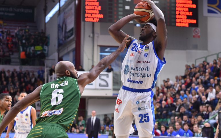 Thomas in Dinamo Sassari-Avellino