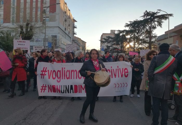 In marcia per Romina: a Nuoro corteo in rosa contro la violenza sulle donne