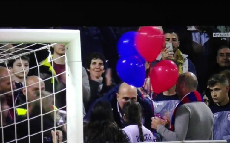 Il presidente del Cagliari ricorda Daniele Atzori in curva