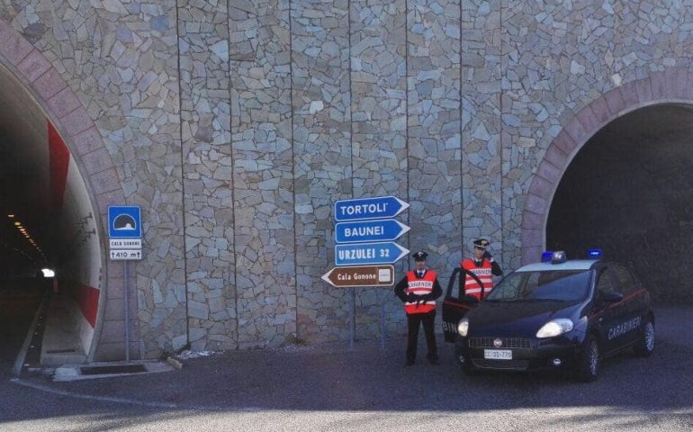 Scontro tra autobus Arst e auto sulla Dorgali-Cala Gonone