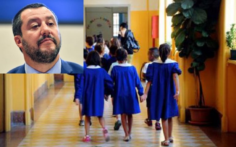 Bambini scuola grembiule salvini