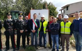 Foto-di-gruppo-prima-pietra-caserma-carabinieri