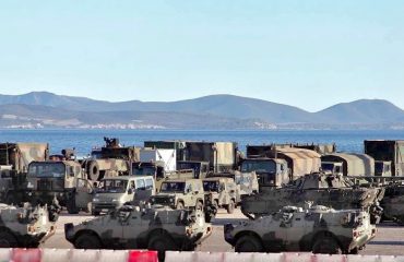 Mezzi militari al porto di Sant'Antioco - Foto di Comitato A Foras (2)