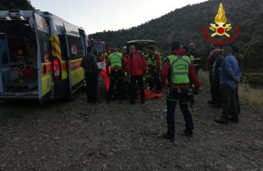 Paura a Sarroch una donna cade in dirupo e viene soccorsa e salvata dai Vigili del Fuoco