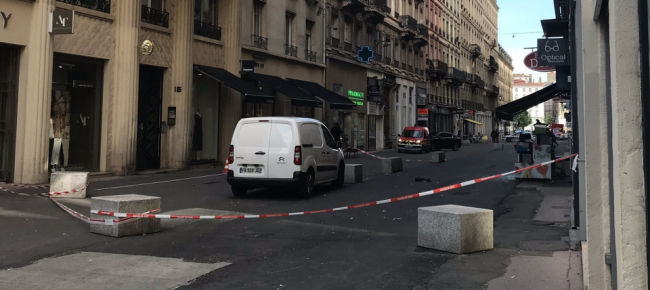 Esplosione in centro a Lione: ci sono feriti, tra cui una bambina