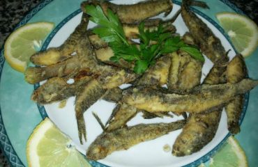 La ricetta Vistanet di oggi: ghiozzi fritti, una specialità della cucina di mare sarda