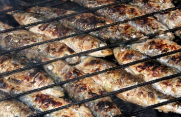 La ricetta Vistanet di oggi: sardine grigliate a sa casteddaia