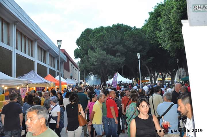 Cagliari impazzisce per la Festa del Gusto: almeno 50mila presenze