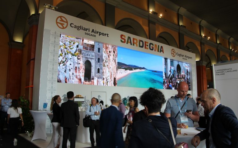 (VIDEO) Connect 2019: i big dell’aviazione europea si incontrano a Cagliari e gli operatori si innamorano della città
