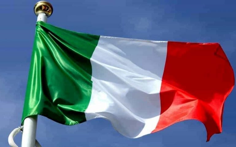 Festa della Repubblica: manifestazione celebrativa domani in piazza Palazzo