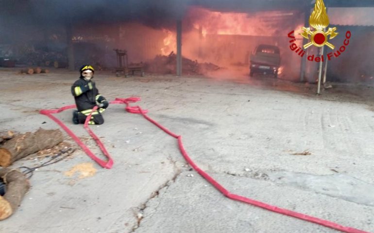 Incendio in via San Francesco a Quartu