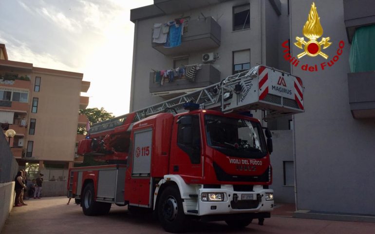 Incendio in via Tiepolo a Cagliari