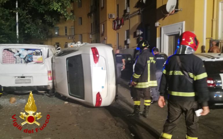 San Michele, auto si ribalta in corsa ma all'arrivo dei soccorsi il conducente si dilegua