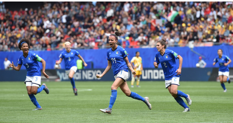 Mondiali di calcio femminile: fantastiche le azzurre, battono l’Australia 2 a 1
