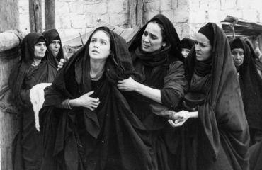 Maria Carta in una scena di Gesù di Nazareth di Franco Zeffirelli - Foto di Fondazione Maria Carta