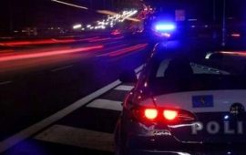 Una Volante della Polizia di notte