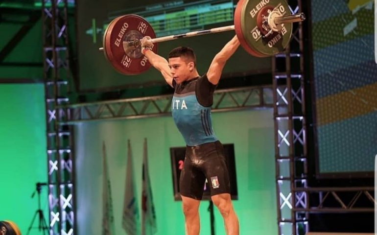Sergio Massidda da record: l’atleta di Ghilarza è campione del mondo Juniores di sollevamento pesi
