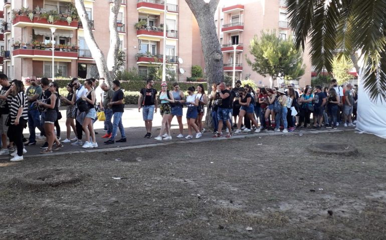 Cagliari, tutti in fila per Vasco alla Fiera (VIDEO)