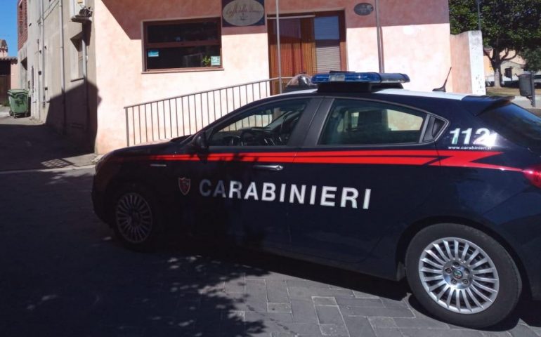 Spaccio in un bar di Barrali: i carabinieri chiudono il locale
