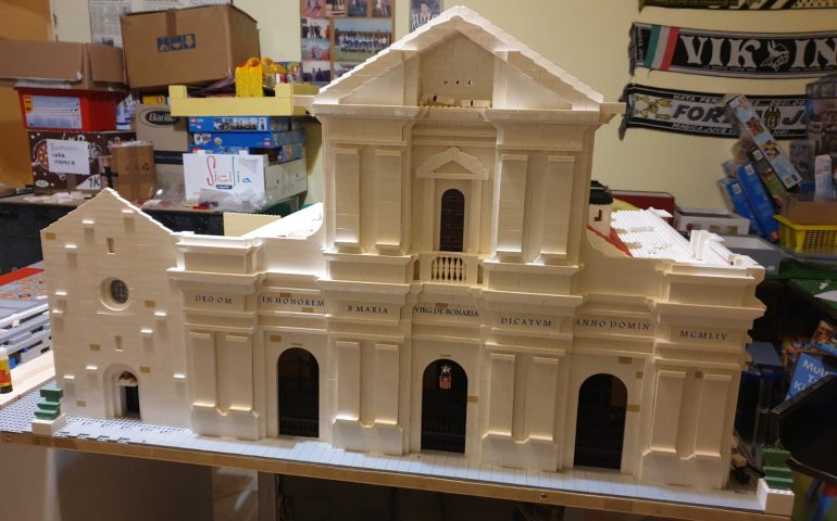 La Basilica di Bonaria fatta con i mattoncini Lego: l’incredibile progetto di Maurizio Lampis