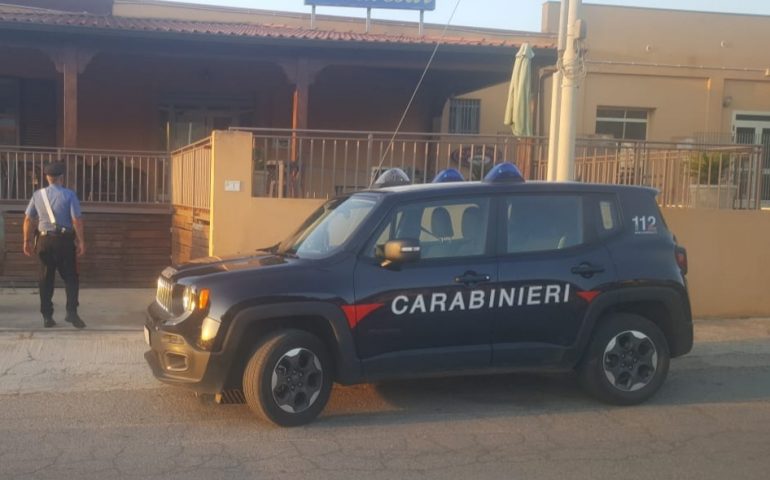 Inveisce contro la barista che non vuole dargli da bere poi se la prende coi carabinieri. Arrestato a Donori
