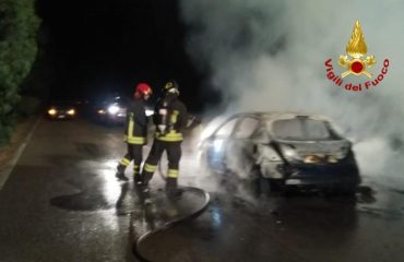 incendio auto a Muravera