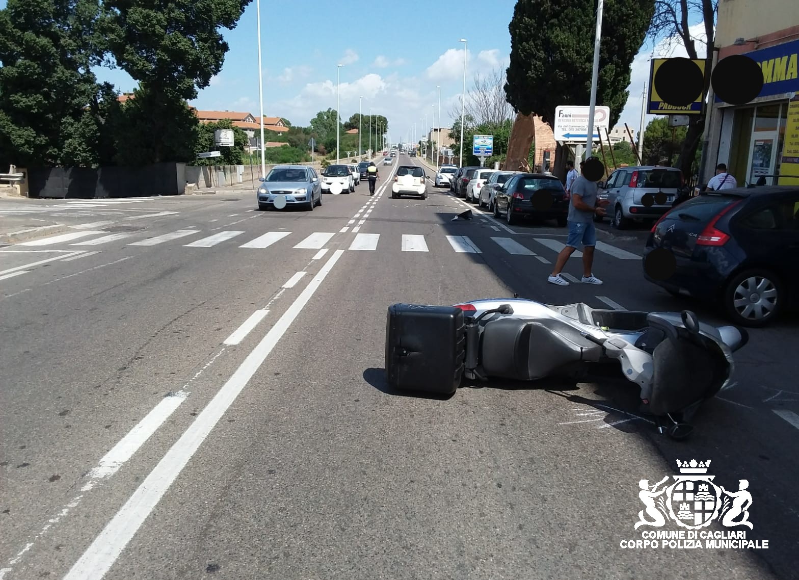 Cagliari, scooter contro auto in viale Elmas un ferito Cagliari