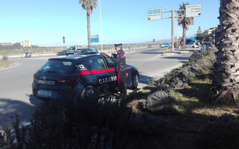 Bagnanti molestati al Poetto, intervengono i Carabinieri