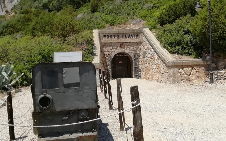 I posti più belli della Sardegna: Porto Flavia, il complesso ed ingegnoso sistema di imbarco dei minerali