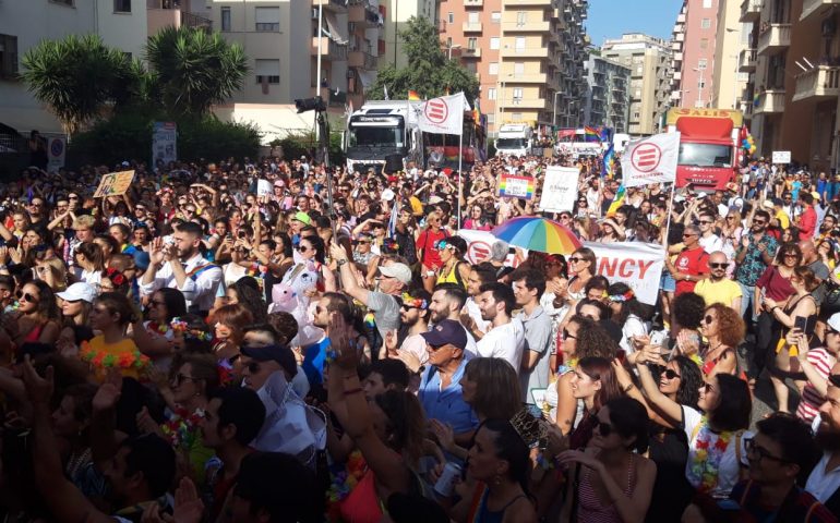 Il Comune torna all’attacco sui costi del Sardegna Pride: “Non è una manifestazione di interesse pubblico”