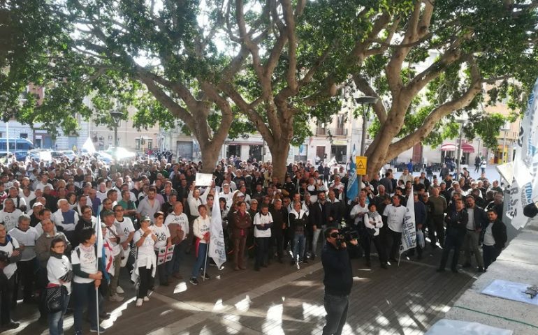 Incendi. Maxi sciopero dei lavoratori Forestas: diranno NO il 31 luglio a Cagliari