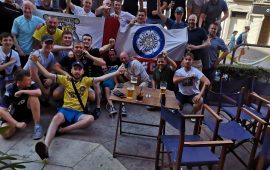I tifosi del Leeds in centro a Cagliari