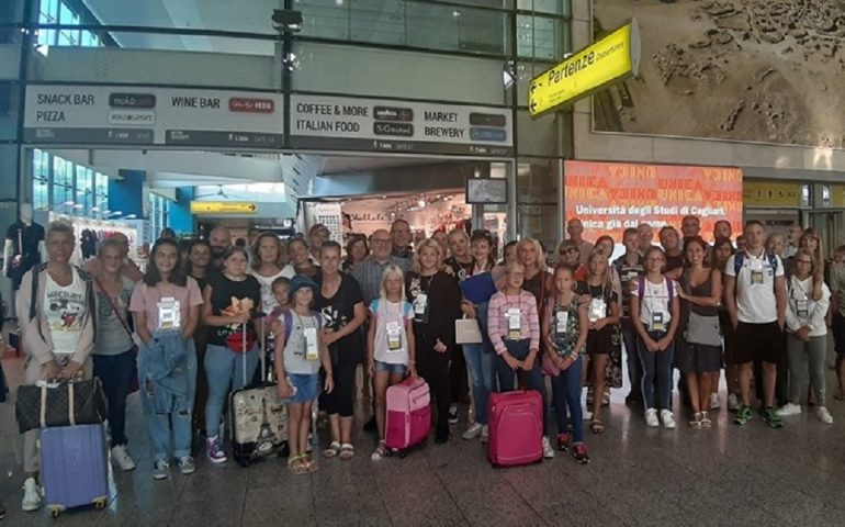 100 bimbi bielorussi tornano a casa dopo le vacanze in Sardegna
