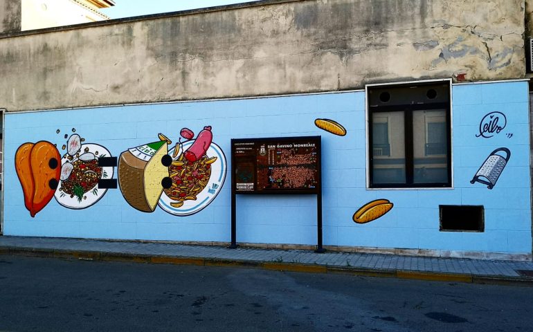A San Gavino è passato Cibo: l’artista che copre le svastiche con i murales “Alimentari”
