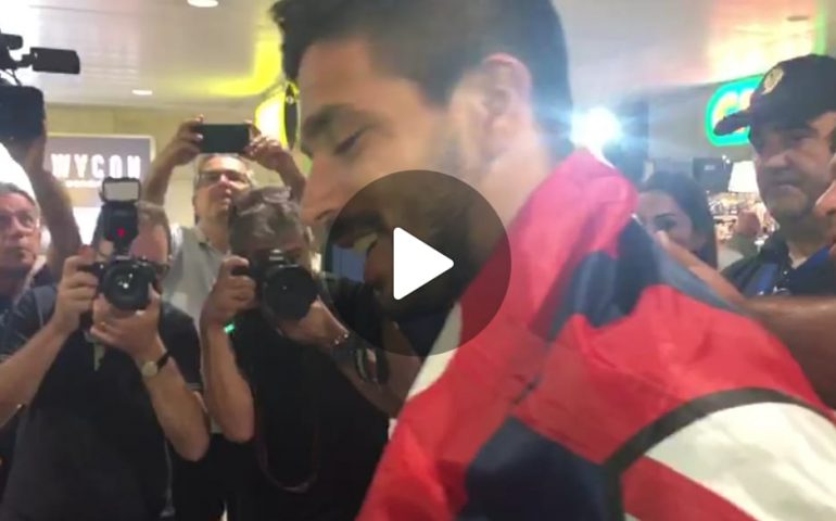 (VIDEO) Simeone è arrivato a Cagliari: “Ho scelto con il cuore”
