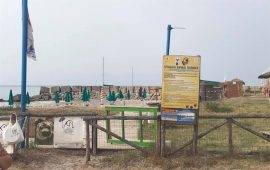La spiaggia dei cani a Porto Pino chiusa dalla Guardia Costiera
