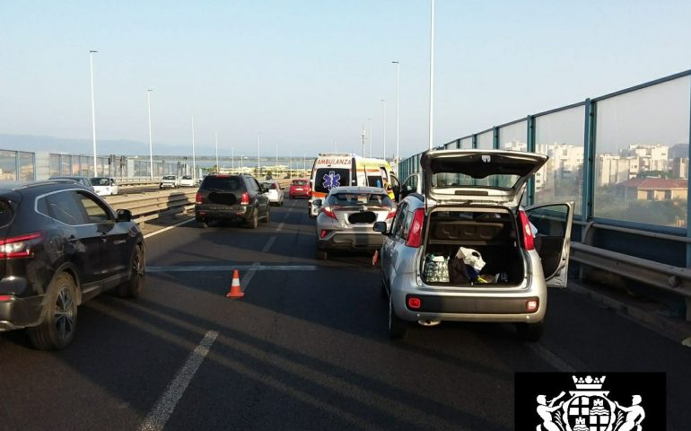 Scontro tra auto sull’Asse Mediano, resta ferito un bambino di 4 mesi